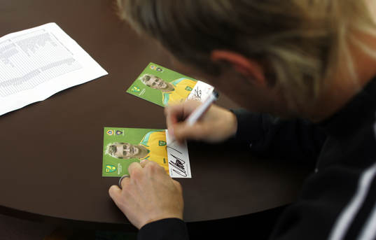 Mathias Svensson, Norwich, autograf