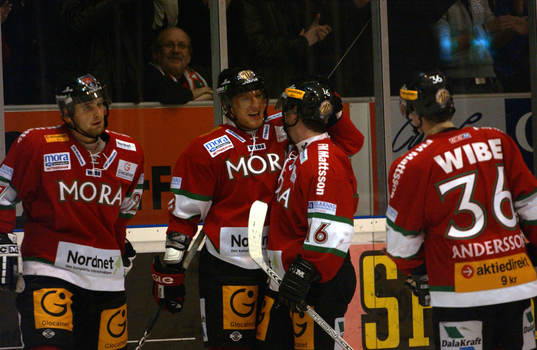 Marian Hossa, Mora gratuleras av Pavel Skrbek, Ratislav