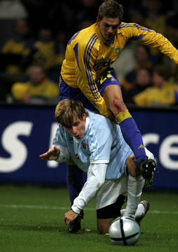 Daniel Agger, Bröndby klättrar över Tobias Grahn, AGF