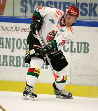 Magnus Gästrin, Modo