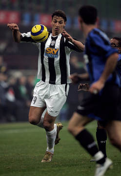 Zlatan Ibrahimovic, Juventus jagas av Edgar Davids, Inter