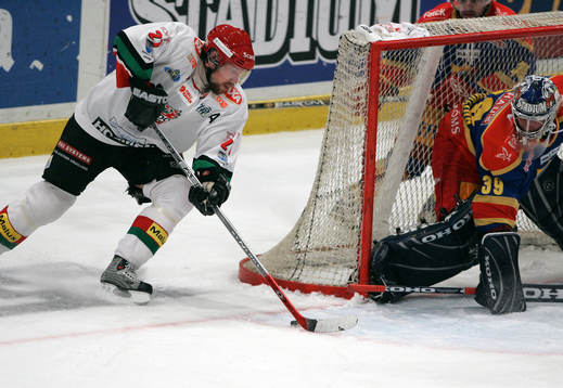 Peter Forsberg, Modo utmanar Björn jurling, målvakt,