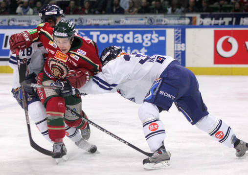 Martin Plüss,  Frölunda sliter sig igenom
