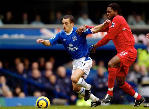 Leon Osman, Everton och Salif Diao, Liverpool