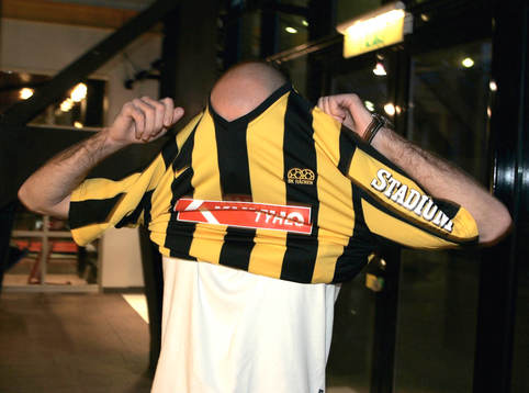TEDDY LUCIC PROVAR HÄCKENTRÖJAN FÖR FÖRSTA GÅNGEN