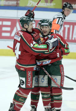 Sami Salo och Martin Pluss, jubel