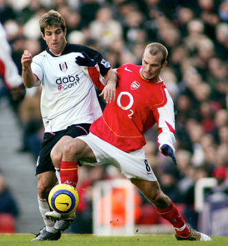 Fredrik Ljungberg, Arsenal och Carlos Bocanegra, Fulham