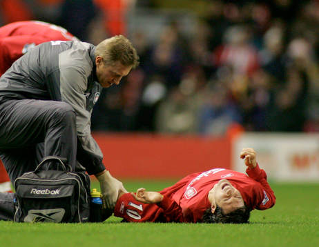 Luis Garcia, Liverpool. Skada, smärta