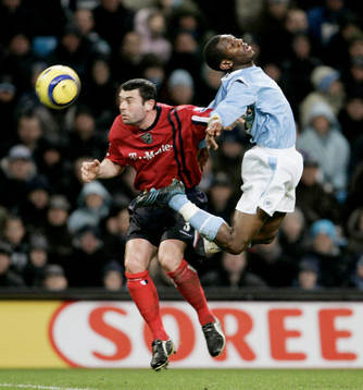 Paul Robinson, West Bromwich mot Shaun Wright-Phillips,