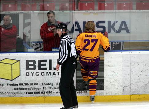 Emil Kåberg, Färjestad får matchstraff