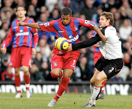 Wayne Routledge, Crystal P mot Fulham's Moritz Volz