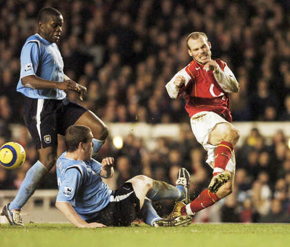 Arsenals Fredrik Ljungberg och Manchester Citys Richard