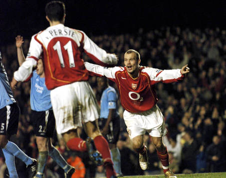 Fredrik Ljungberg, Arsenal. (jubel)