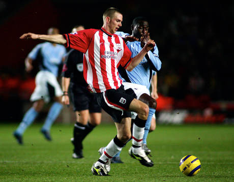 Calum Davenport, Southampton debuterar mot Andy Cole, Fulham