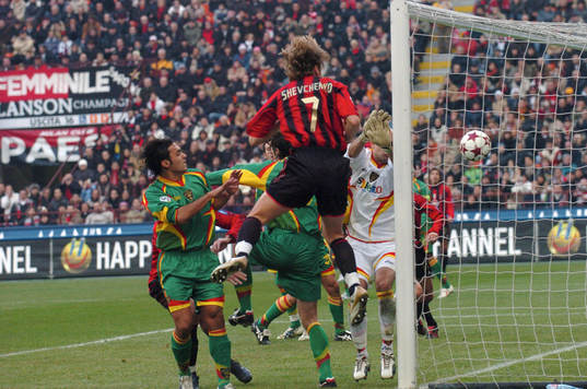 Shevchenko, Milan gör mål