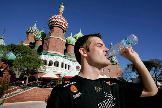 Joel Ringström, målvakt, utanför Hotell Kremlin