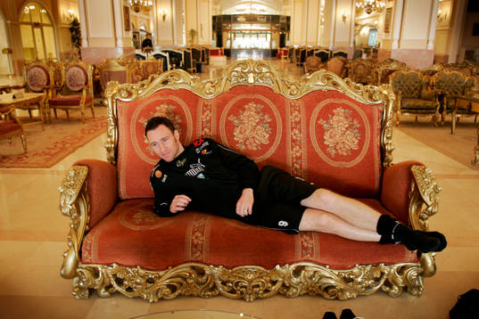 Niklas Skoog i lobbyn på Hotell Kremlin