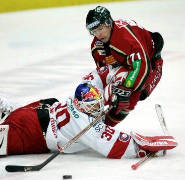 Tomi Kallio, Frölunda lyckas sånär överlista Miikka
