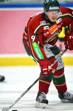 Daniel Alfredsson, Frölunda drar på och sätter sitt
