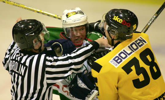 Kenny Jönsson, bråk och Martin Brolin, domare