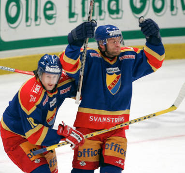 Tomas Kolar och Mauriusz Czerkawski, Djurgården (jubel)