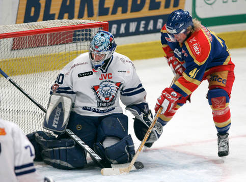 Patrick Thoresen, Djurgåren gör 5-3 på Fredrik Norrena,