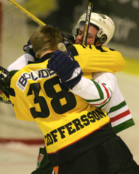 Kenny Jönsson, Bråk, slagsmål