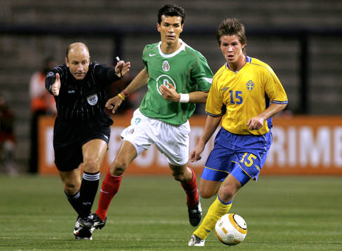 Dusan Djuric, Sverige och Pavel Pardo, Mexico