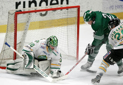 Thomas Sehlstedt, målvakt, Björklöven och Taylor Pyatt,