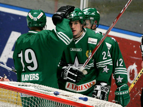 Taylor Pyatt, Hammarby gratuleras