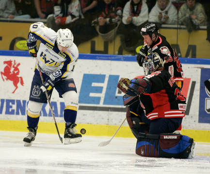 Stefan Hellkvist, Hv 71 och Pasi Nurminen och Peter
