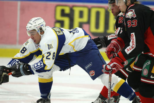 Cheechoo, Hv 71 och Mikko Louma och Martin Lindman, Malmö