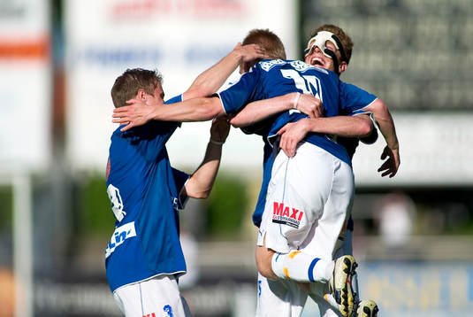 Alexander Steen, Dennis Melander och Mikael Bengtsson jublar