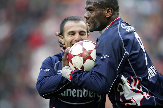 Sharbel Touma och Blaise n'Kufo, Twente (Jubel)