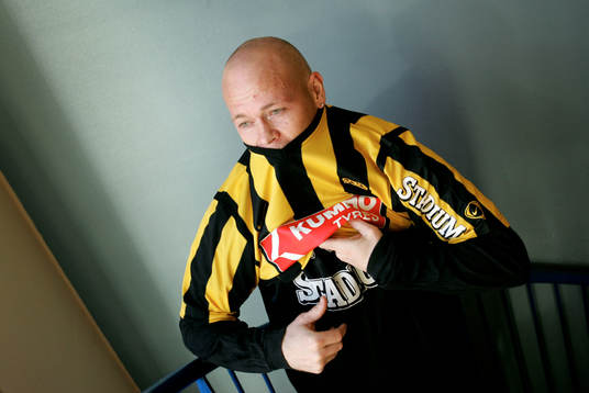 Fotboll, Allsvenskan, Stig Töfting, Häcken gör sin