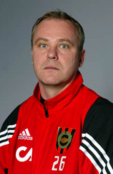 Roger Franzén (assisterande tränare)