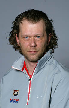 Mikael Henriksson (massör)