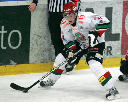 Mattias Weinhandl, Modo