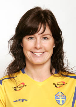Malin Moström, Sverige