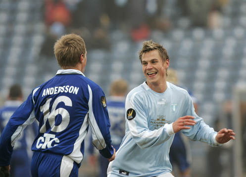 Markus Rosenberg, Malmö, skojar med Magnus Andersson