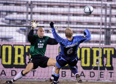 Espen Johnsen, målvakt, Rosenborg och Toni Kuivasto,