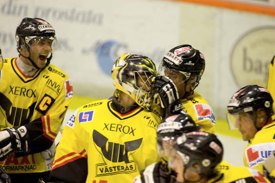 Erik Ersberg, målvakt, Västerås, jubel