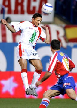 Dario Silva, Sevilla nickar bollen
