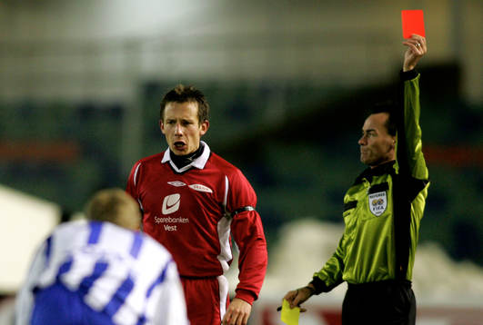 Cato Guntveit, Brann utvisad (Rött Kort, Utvisning)