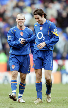 Robert Pires och Fredrik Ljungberg, Arsenal jubel