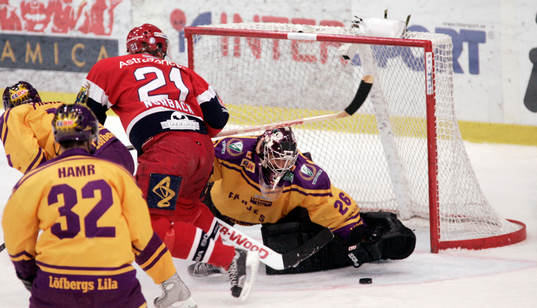 Erik Norbäck, Södertälje och Martin Gerber, målvakt,