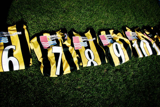 Fotboll, Träningsläger Cypern, Häcken, tröjor,