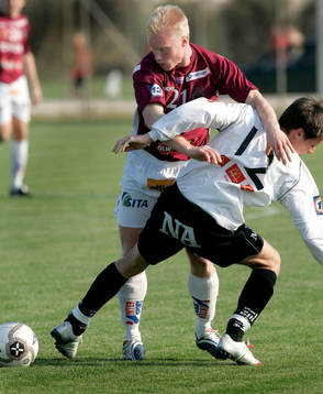 Fotboll, Träningsläger Cypern, Örebro - Gefle.  Patrik