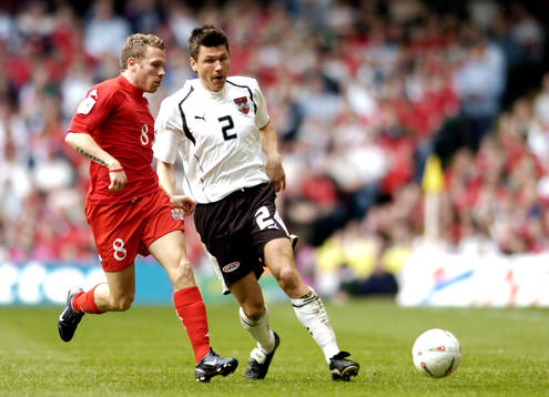 Markus Katzer, Österrike och Craig Bellamy, Wales