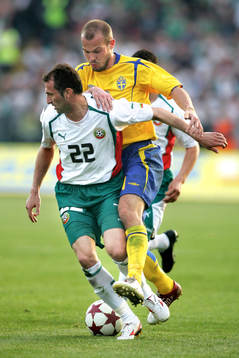 Fredrik Ljungberg och Iliyan Stoyanov, Bulgarien